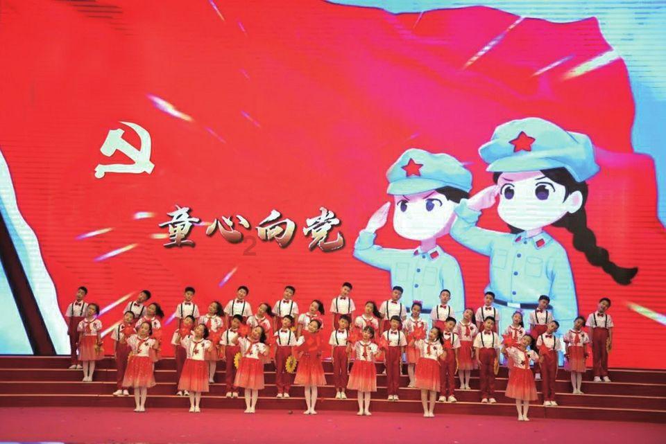 口干舌燥在中医理论中通常与肺、肾、心和脾的功能失调有关